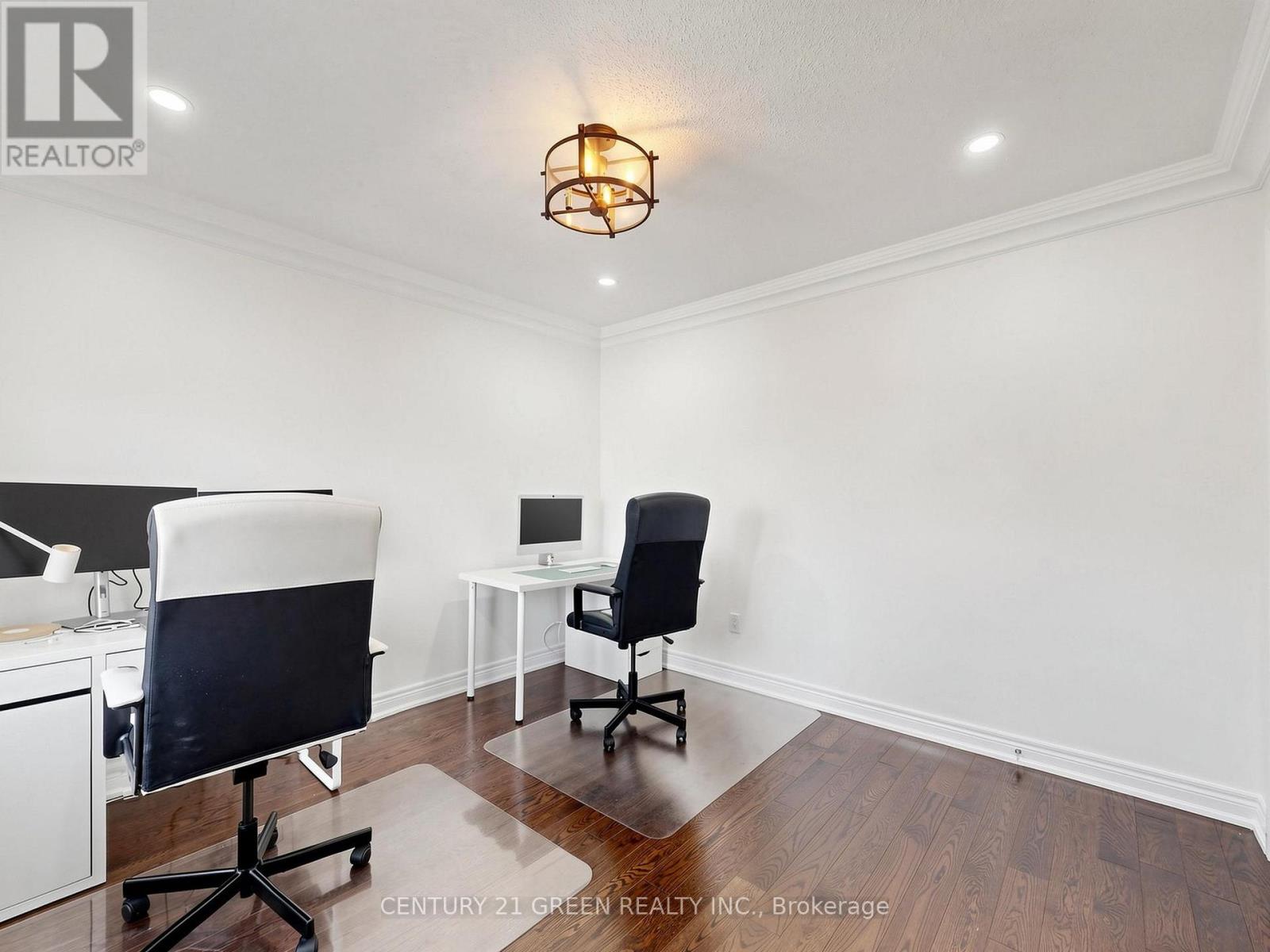 35 TWIN FALLS ROAD - 27