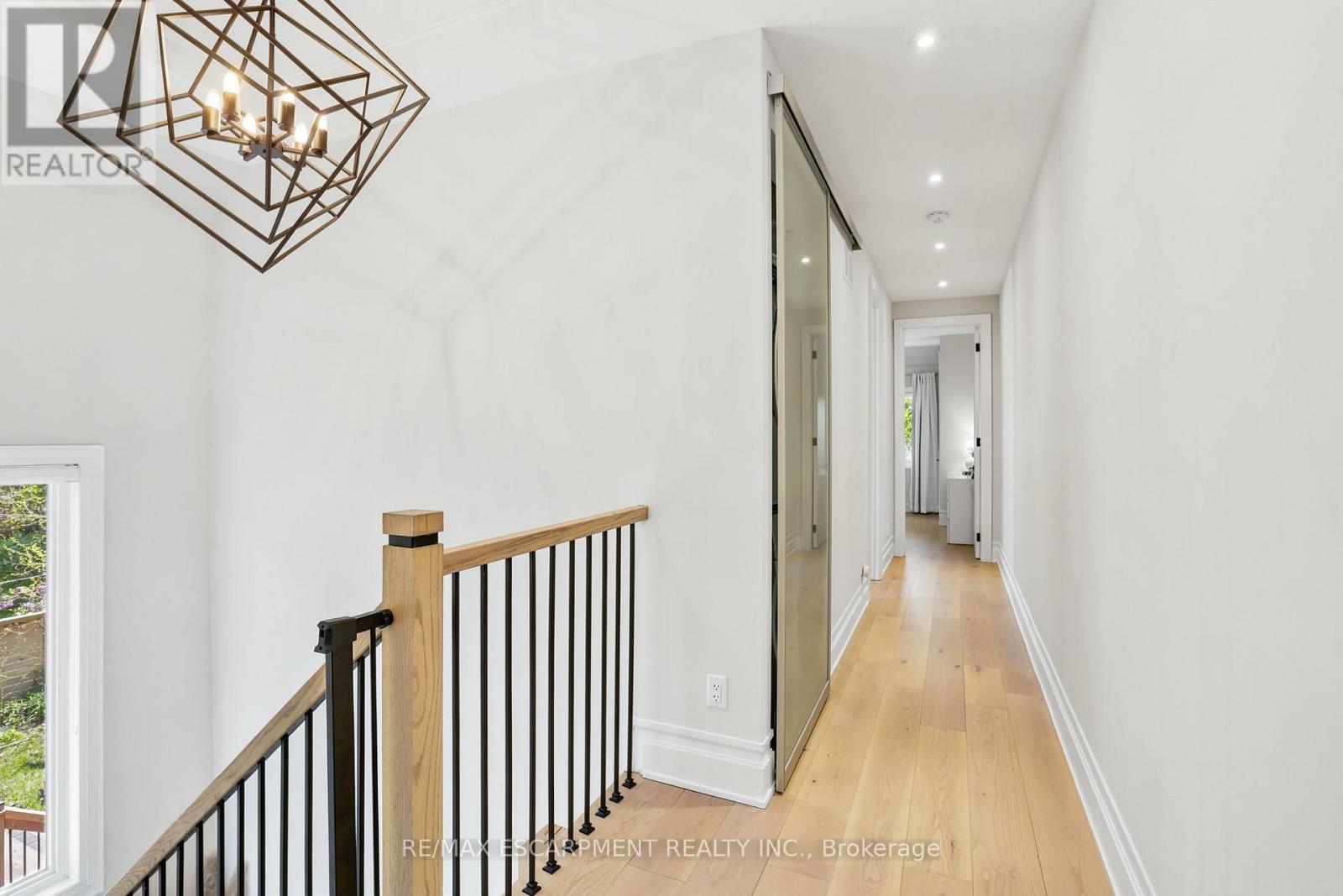 38A MAPLE AVENUE N - 22