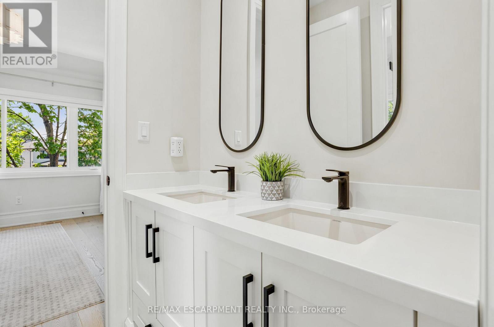 38A MAPLE AVENUE N - 26
