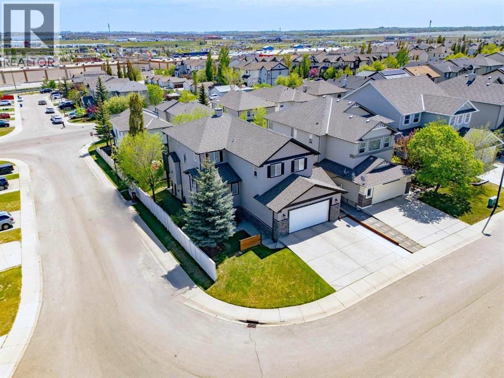 335 Morningside Crescent SW - Image 3