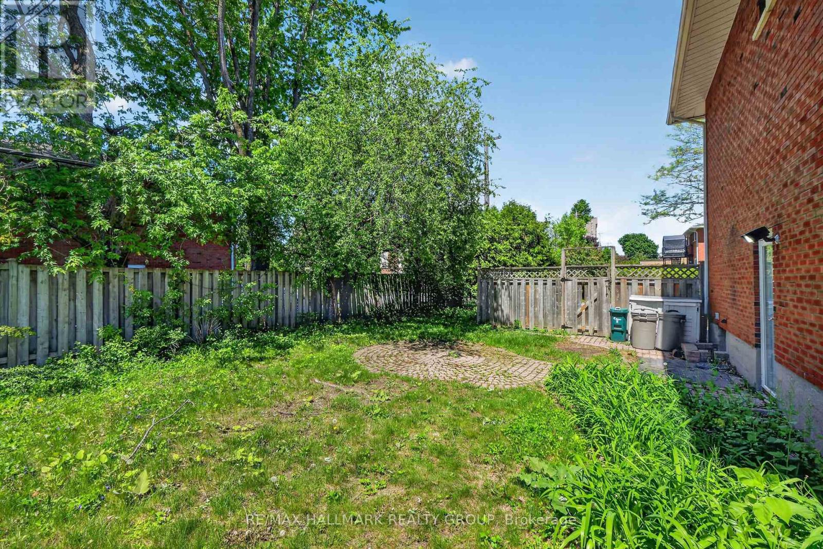 1286 BONNIE CRESCENT - 43