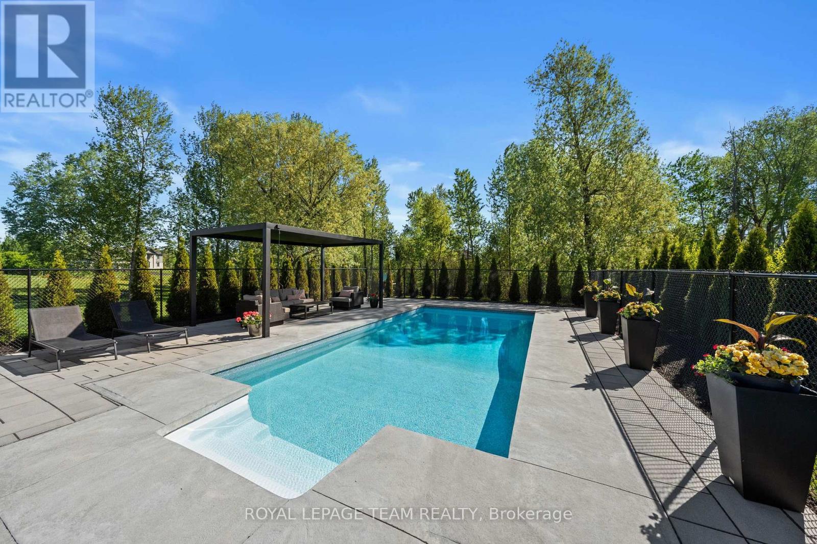 205 SUMMERVIEW TERRACE - 41