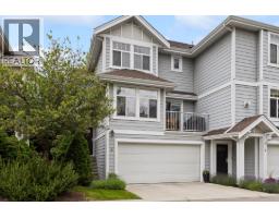 8 1853 Parkview Crescent, Kelowna