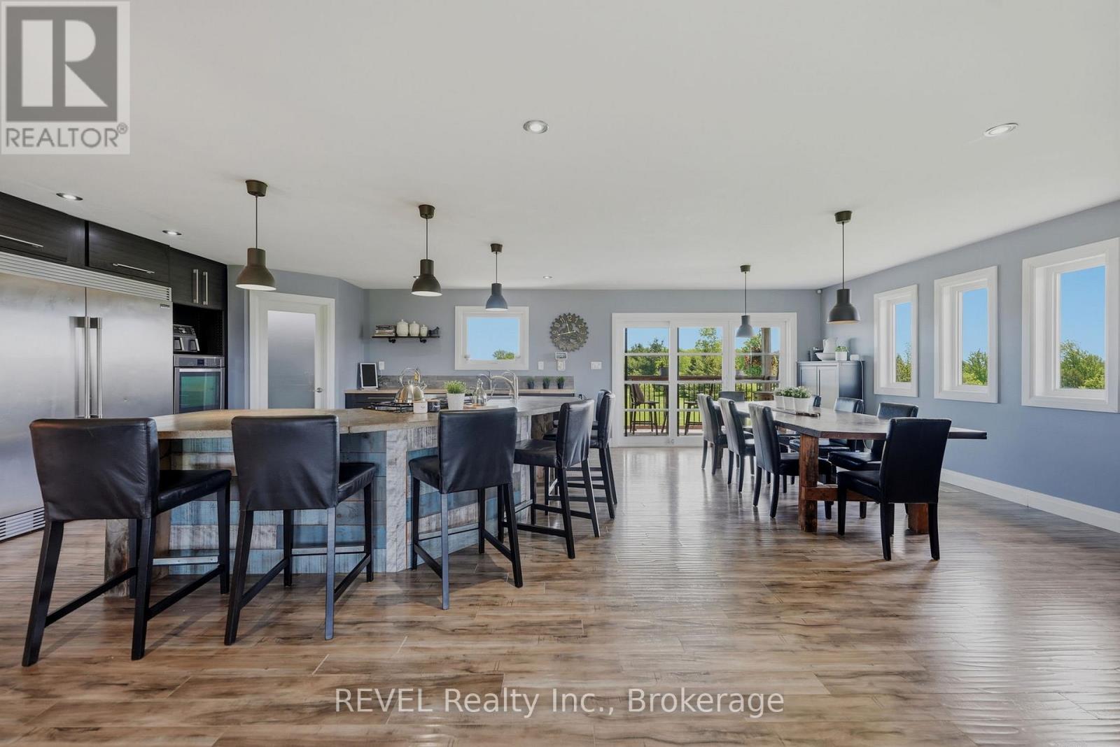 221 FARR STREET - 19
