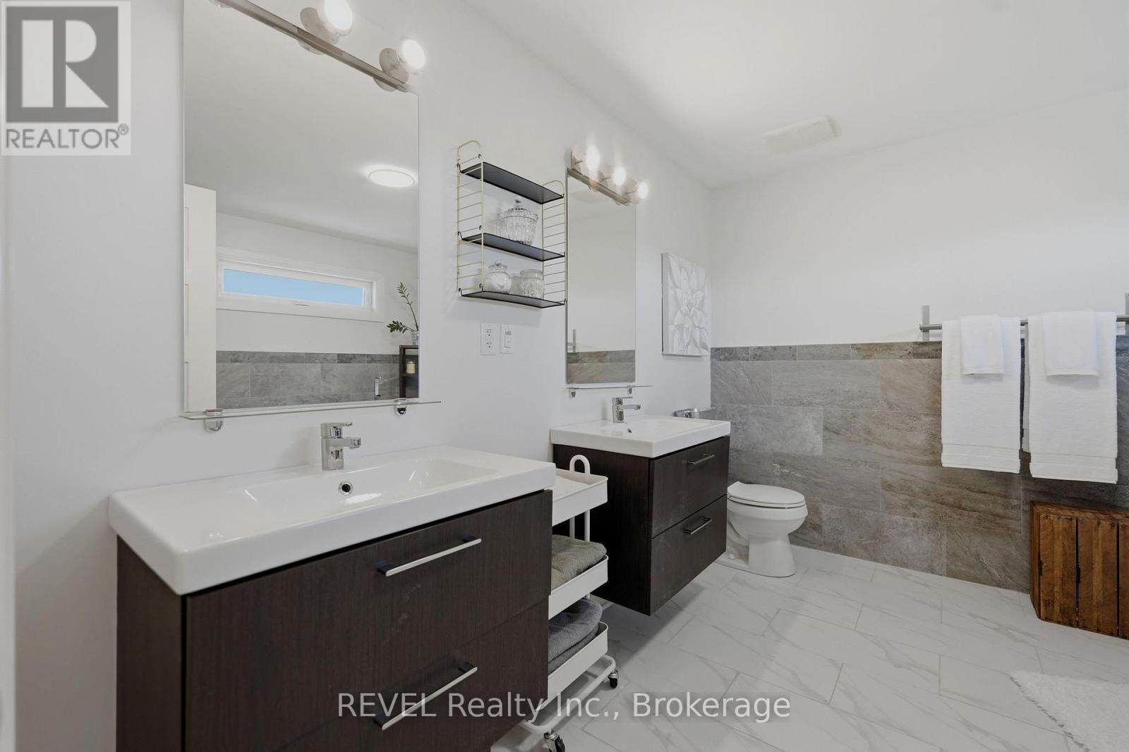 221 FARR STREET - 24
