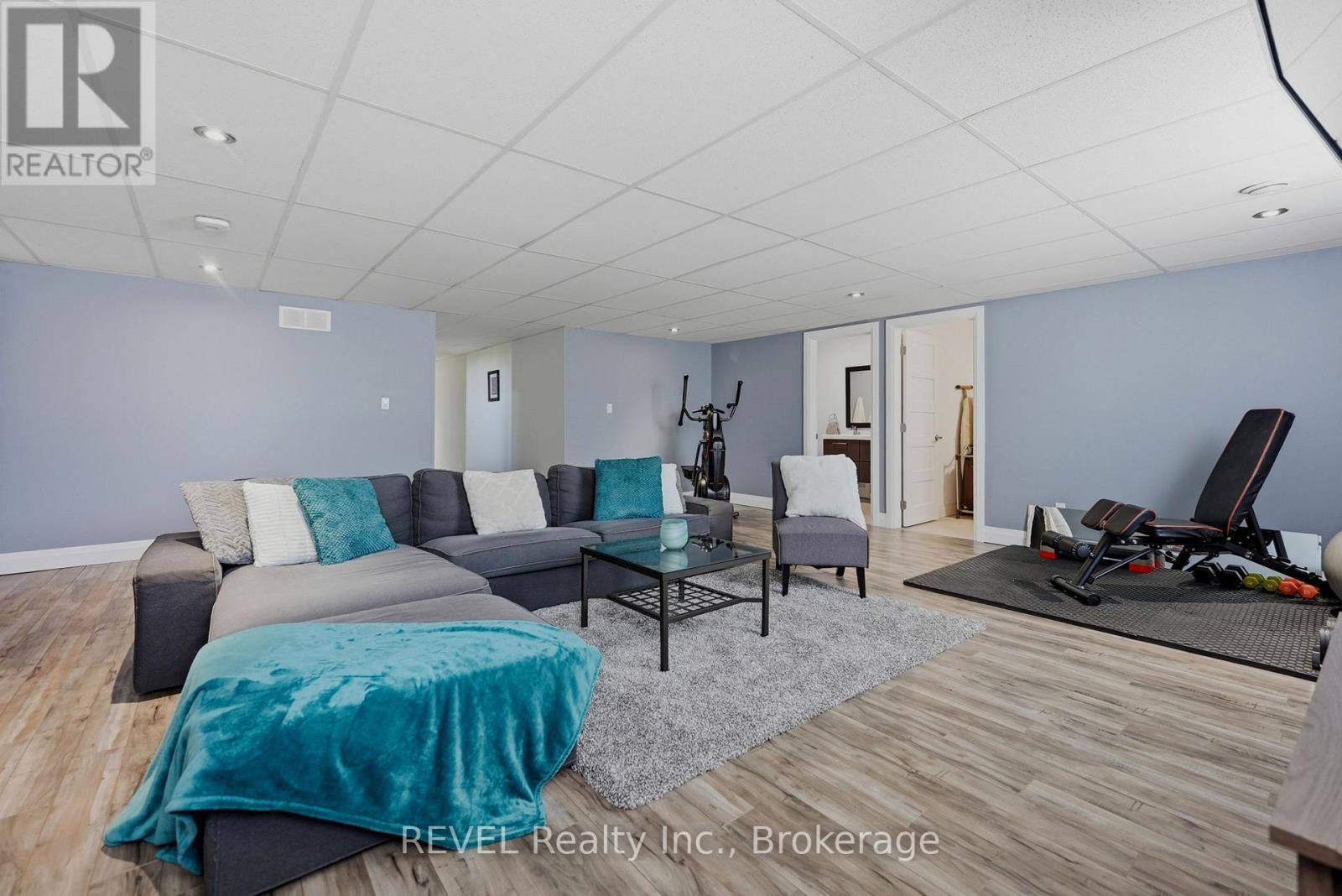 221 FARR STREET - 30