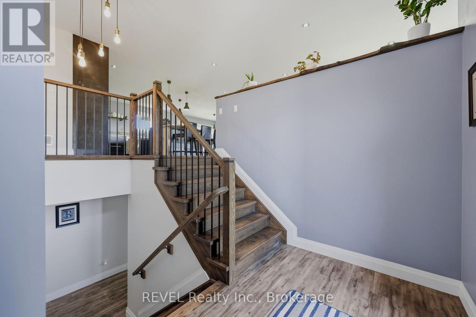 221 FARR STREET - 6