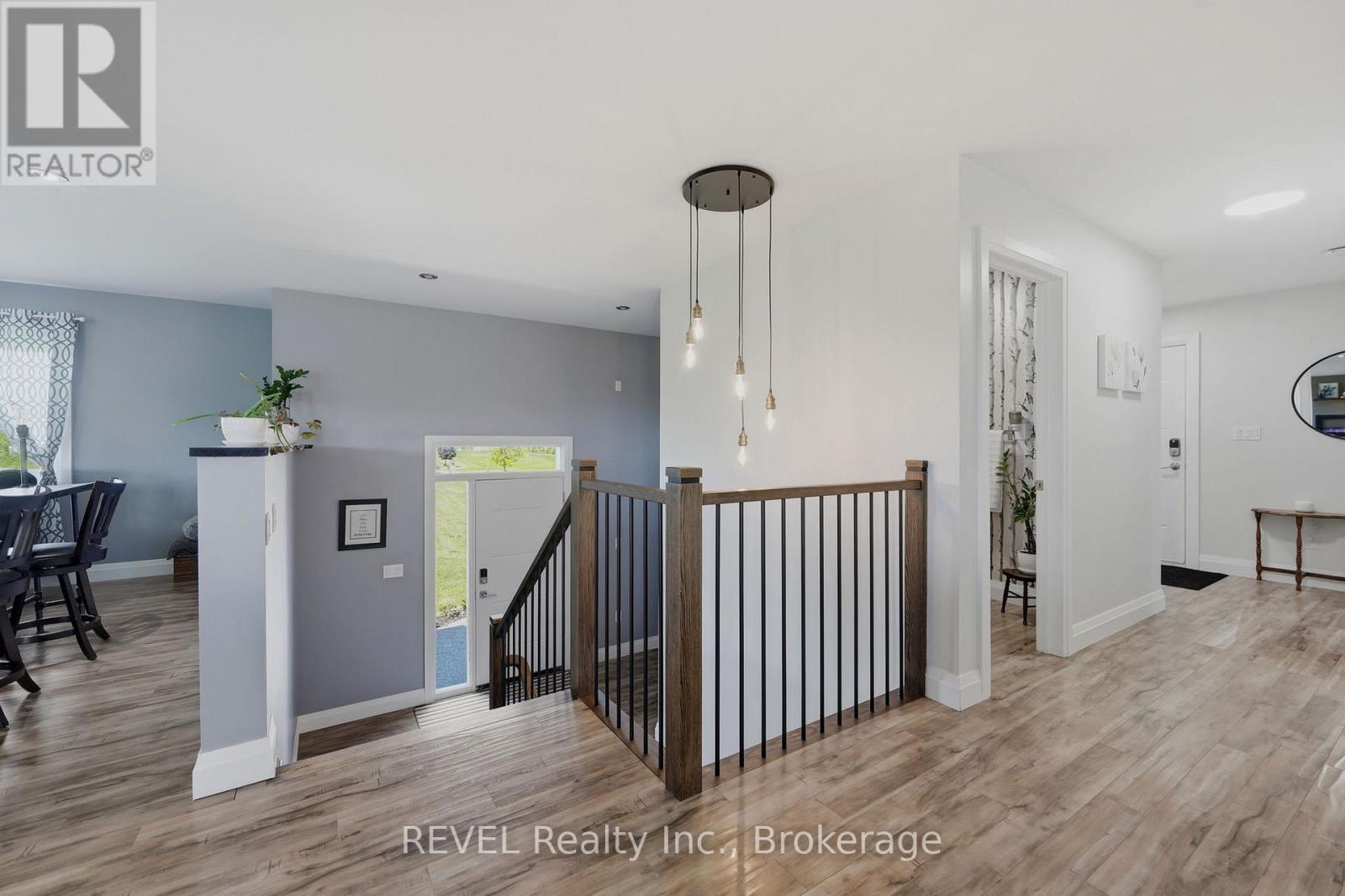 221 FARR STREET - 7