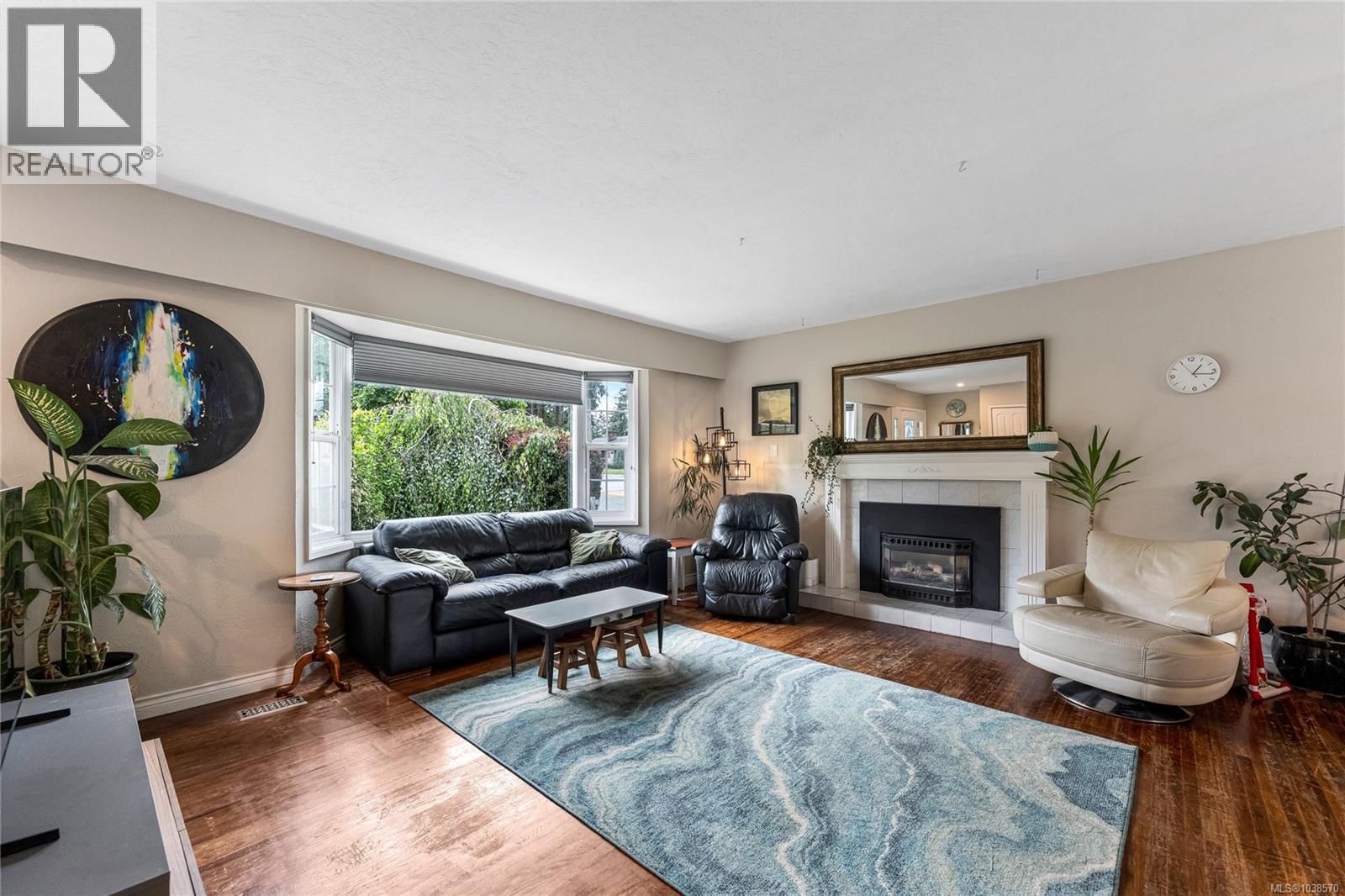2280 Aldeane Ave - 5