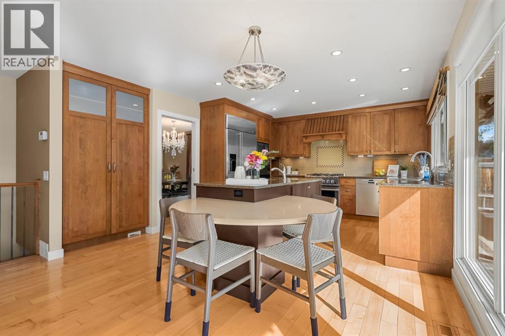 612 Lake Simcoe Close SE - 18
