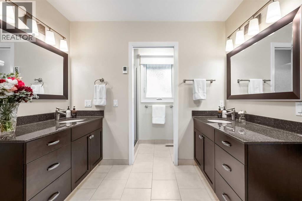 612 Lake Simcoe Close SE - 24