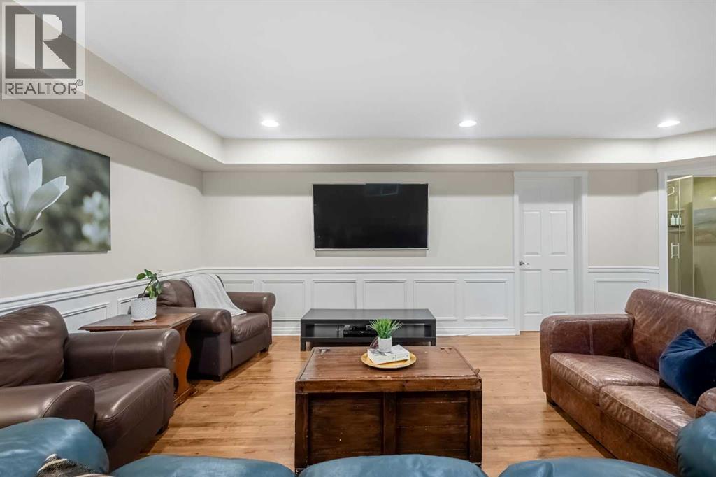 612 Lake Simcoe Close SE - 39