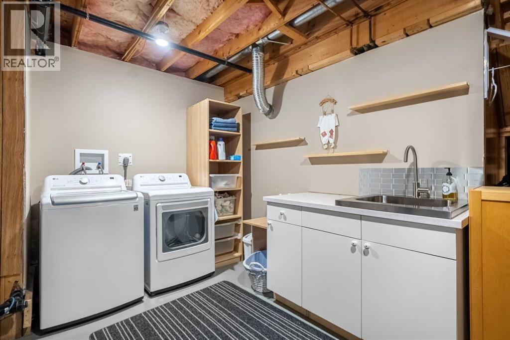 612 Lake Simcoe Close SE - 45