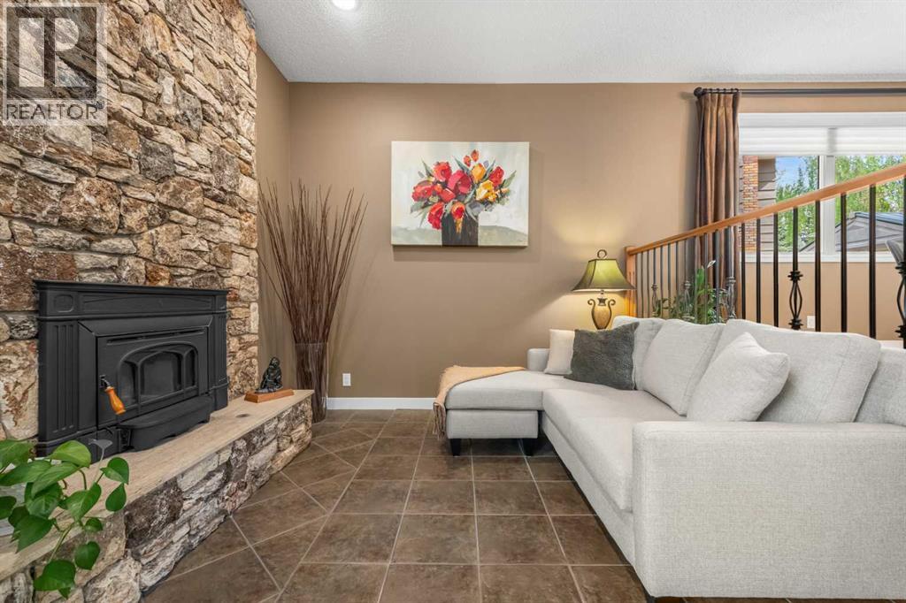 612 Lake Simcoe Close SE - 9