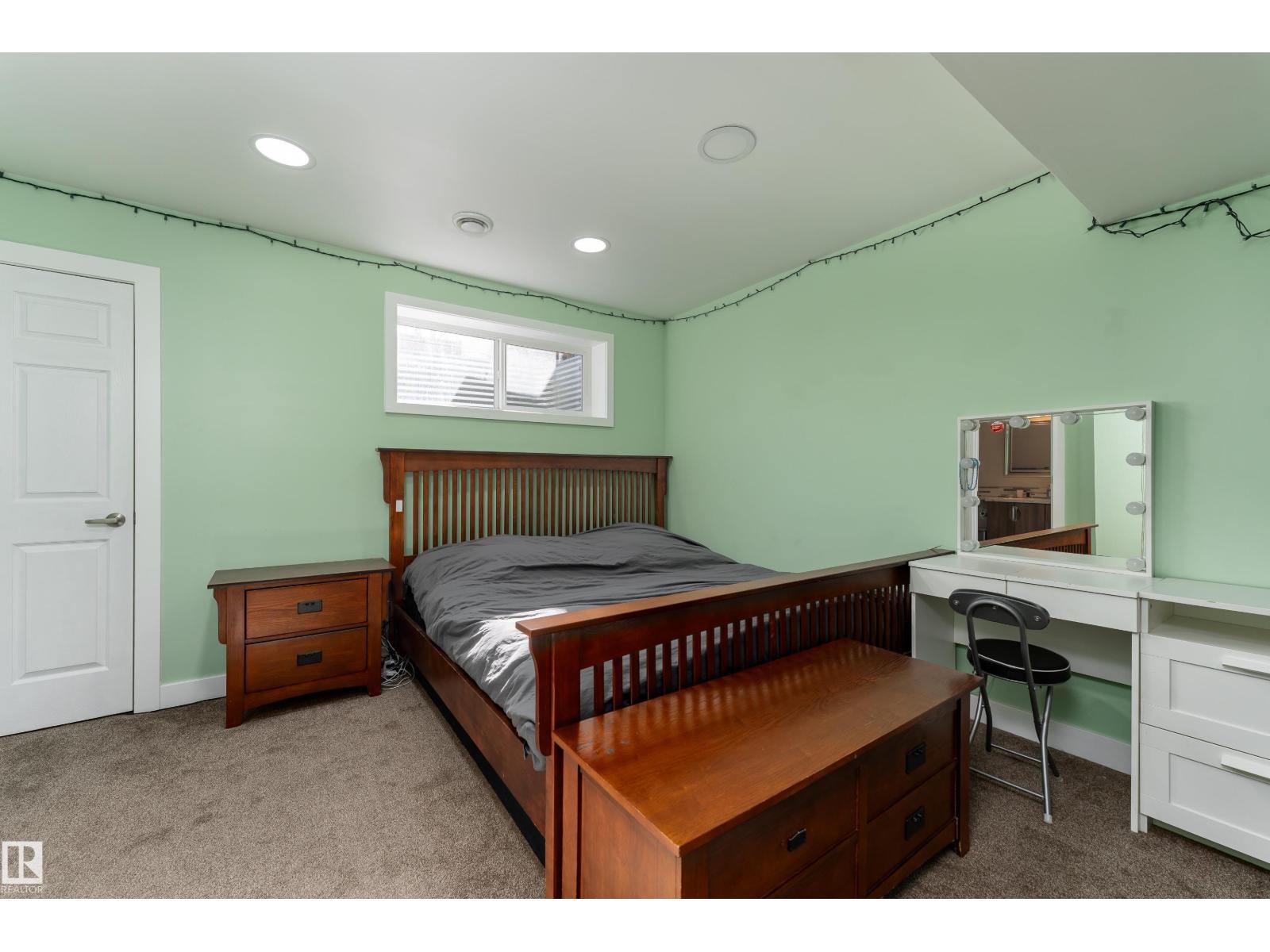 1019 177 ST SW - 31
