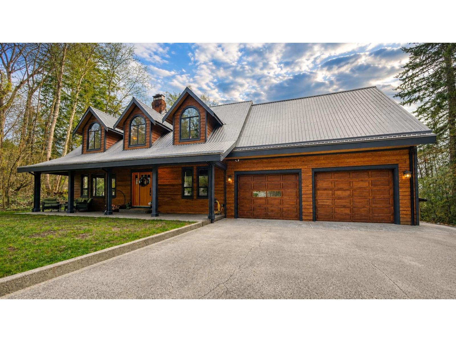 32744 RICHARDS Avenue - main photo
