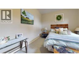 5028 Mein Road, 108 Mile Ranch, BC V0K2Z0 Photo 35