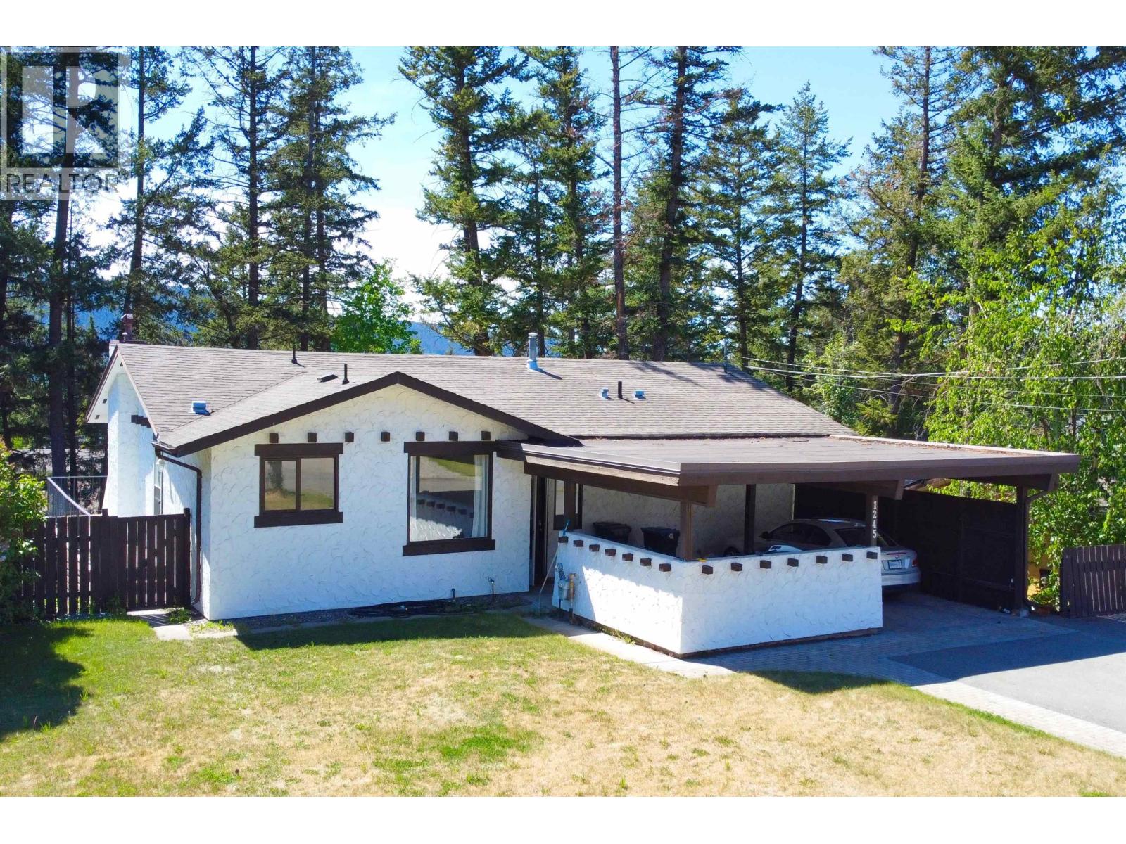 1245 CLARKE AVENUE - 33