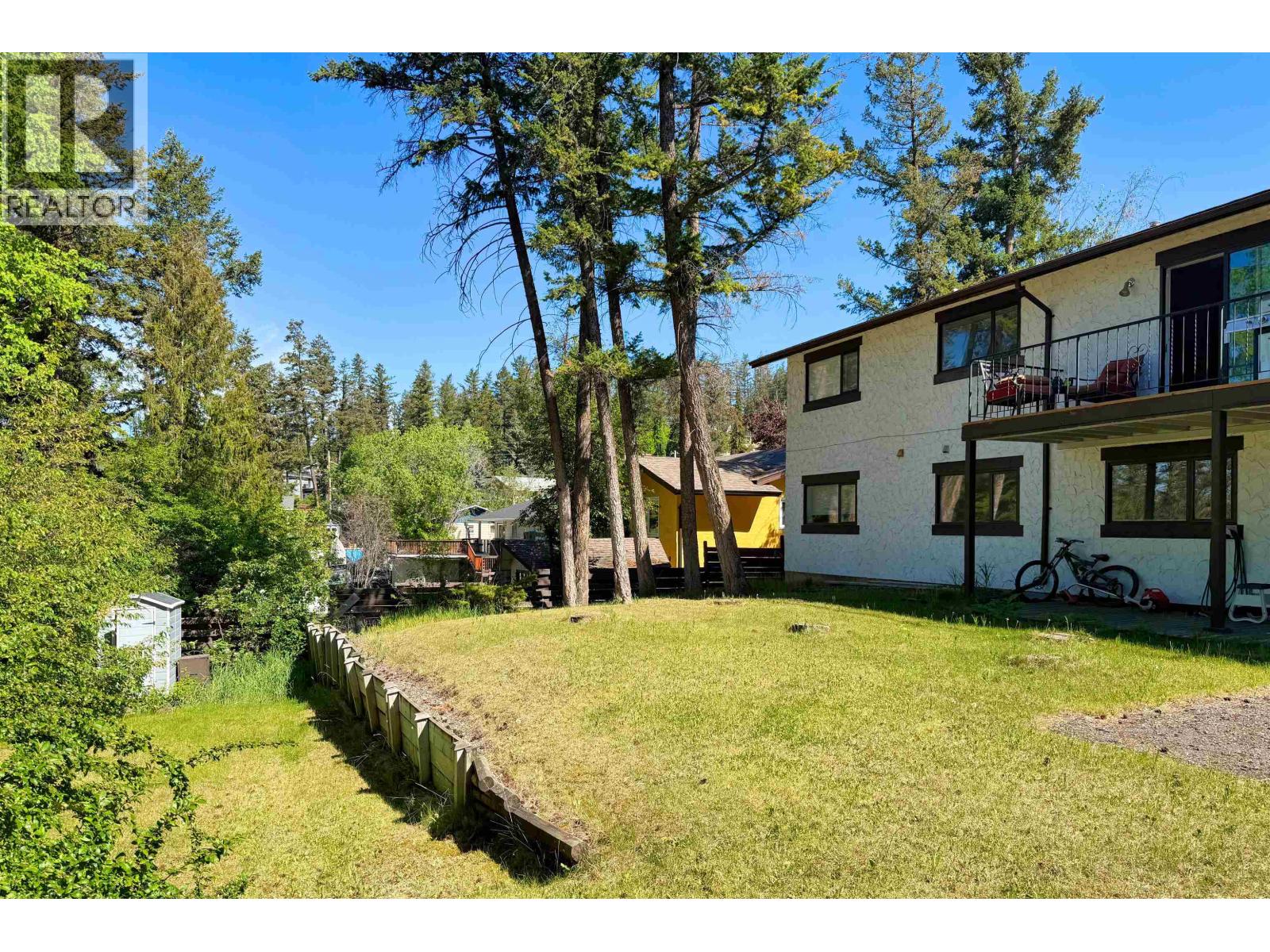 1245 CLARKE AVENUE - 28