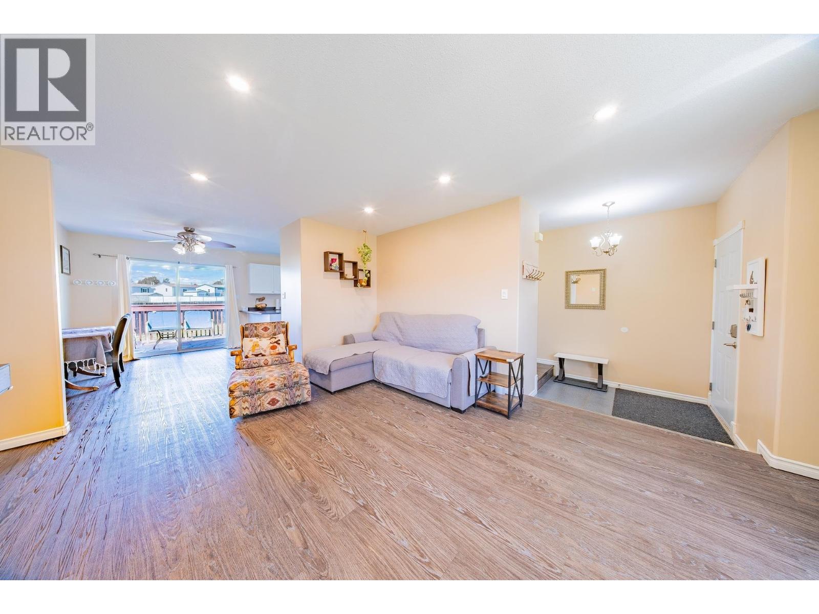 8928 81A STREET - 5
