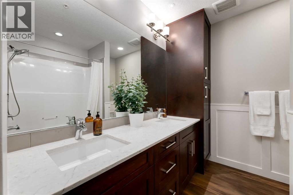 #312 10 WALGROVE Walk SE - 19