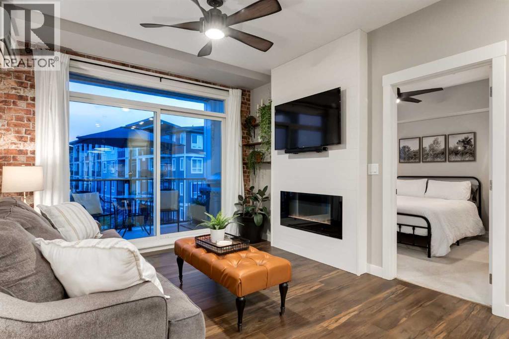 #312 10 WALGROVE Walk SE - 12