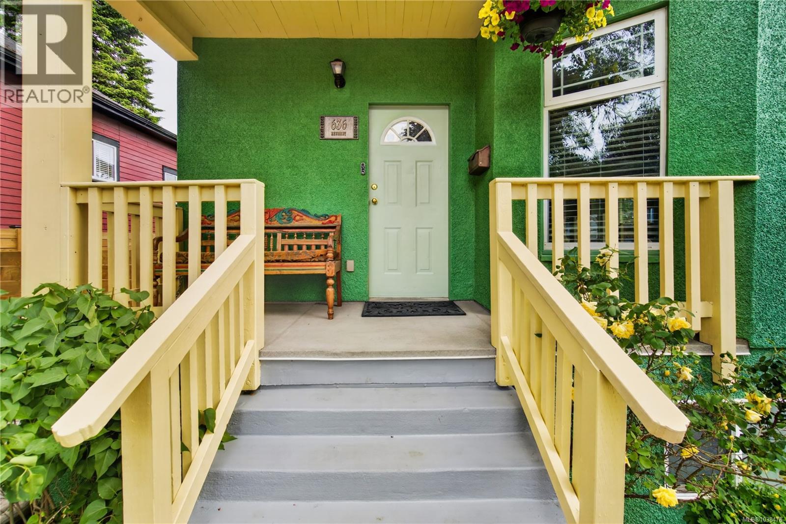 636 Kennedy St - 5