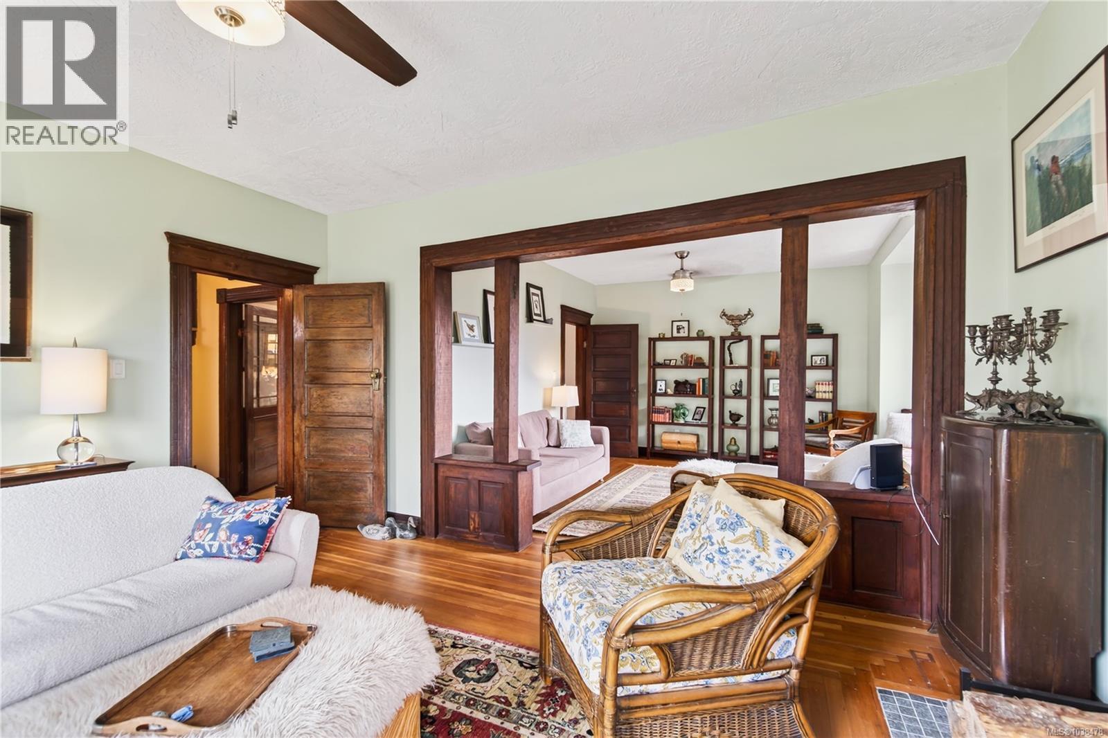 636 Kennedy St - 13