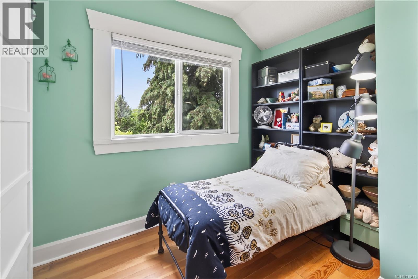 636 Kennedy St - 56