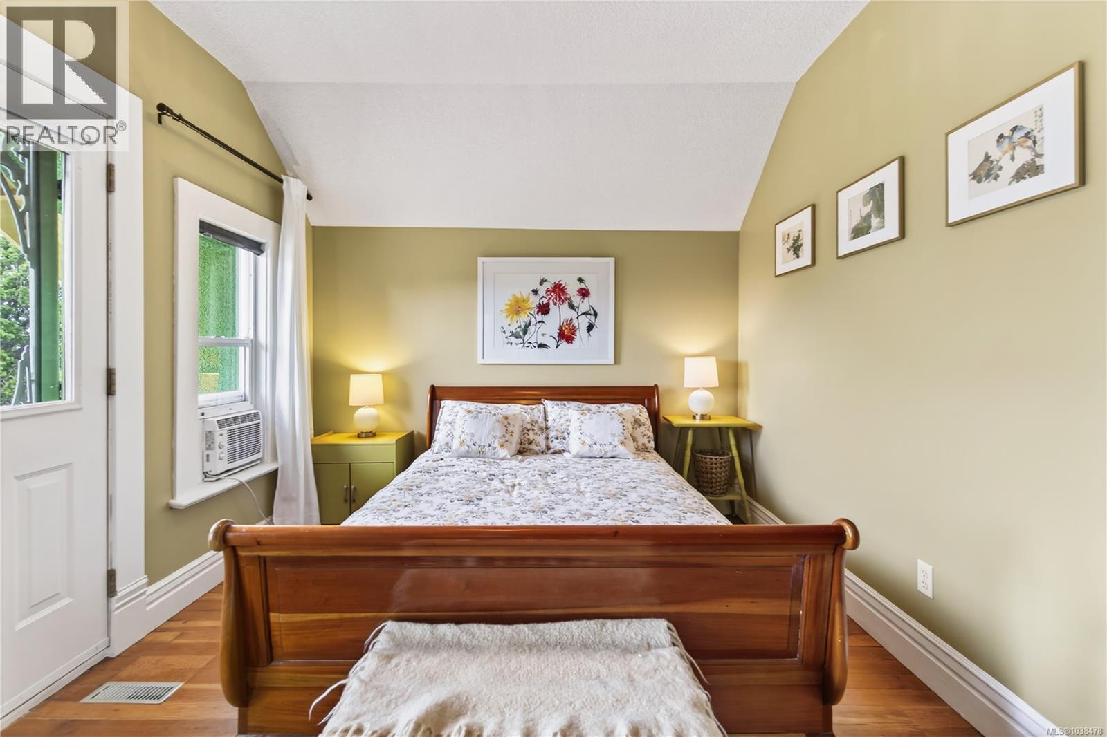 636 Kennedy St - 50