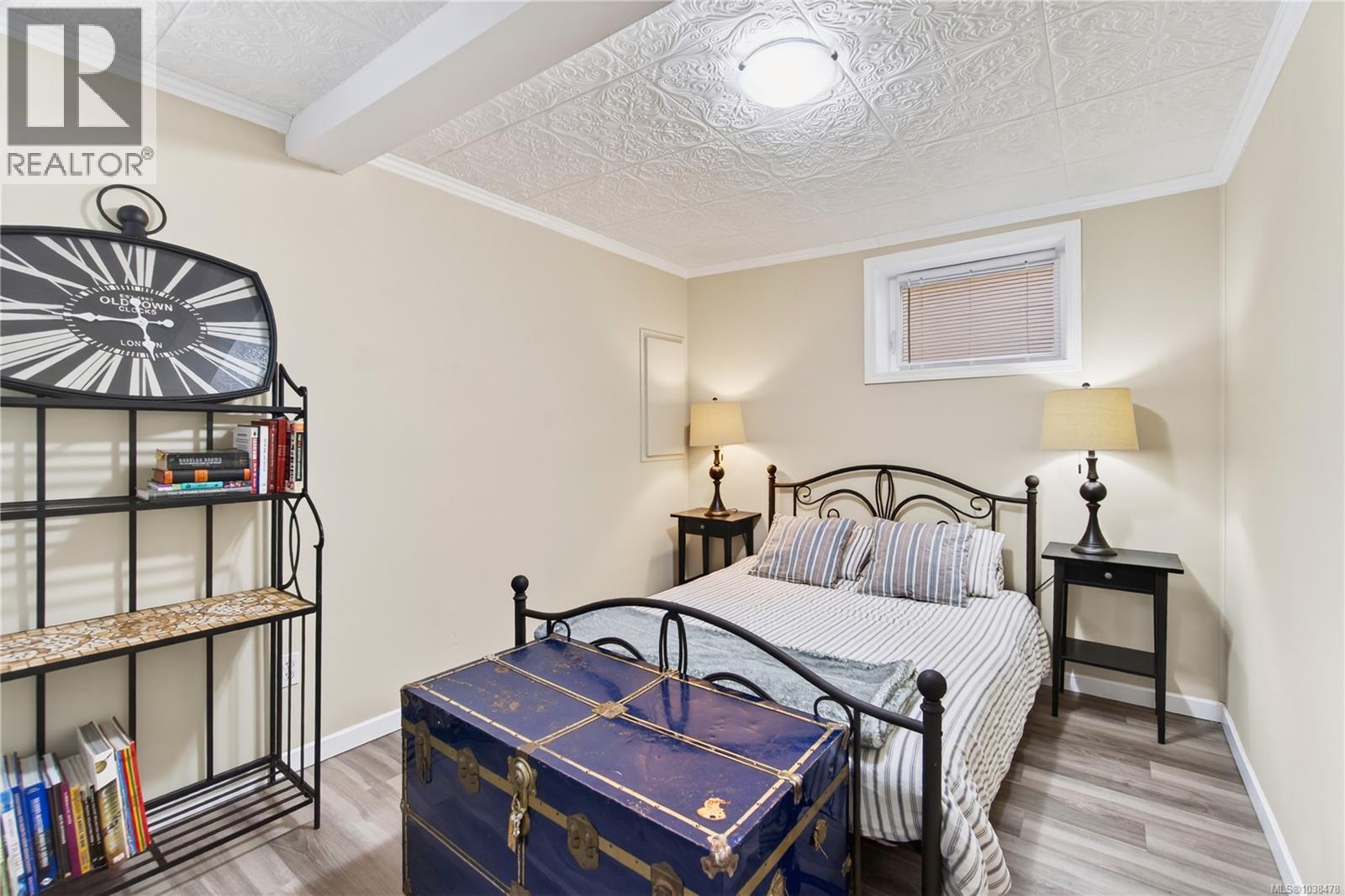 636 Kennedy St - 80