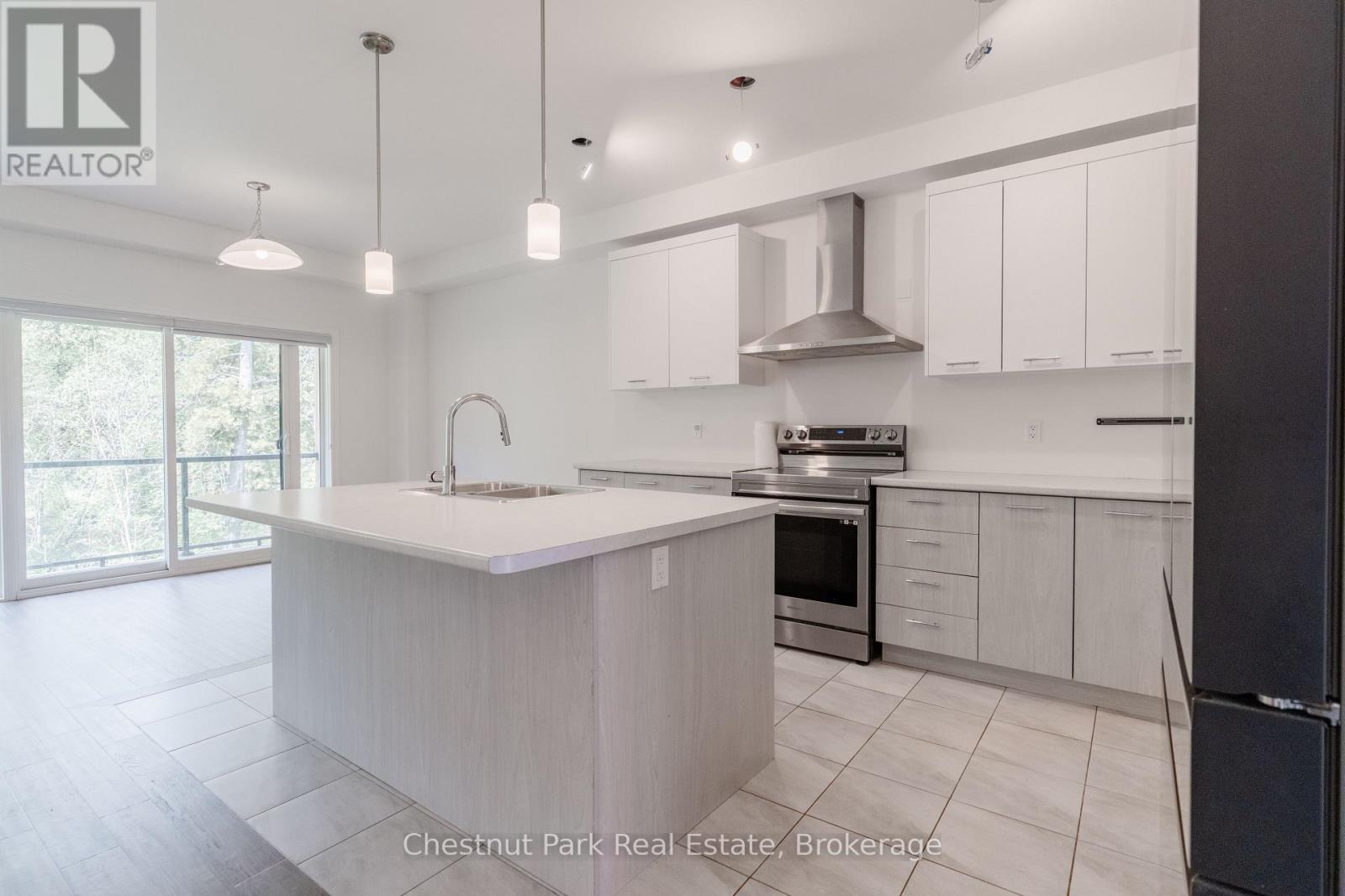 112 SEBASTIAN STREET - 6