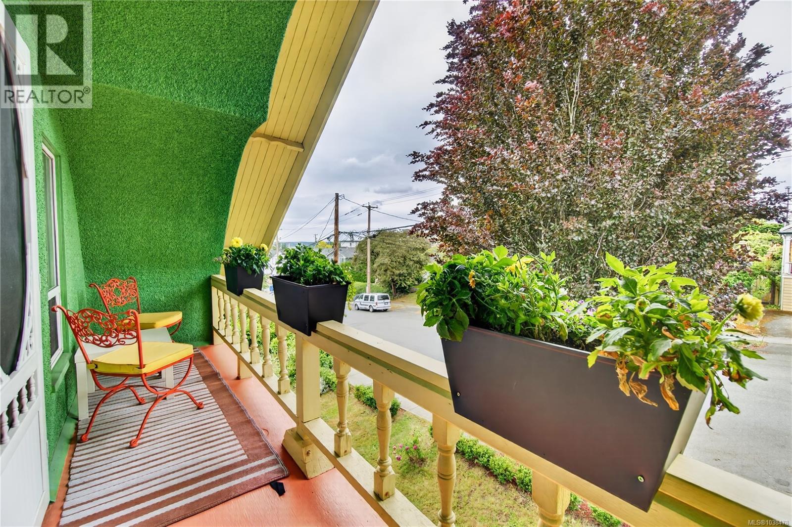 636 Kennedy St - 62