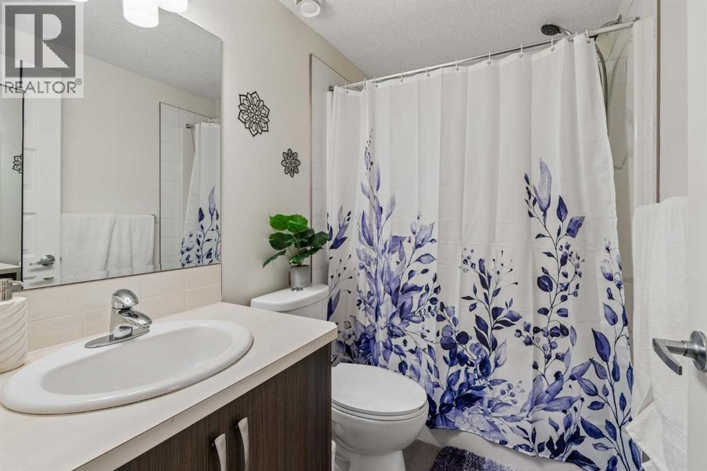 202 Auburn Bay Circle SE - 16