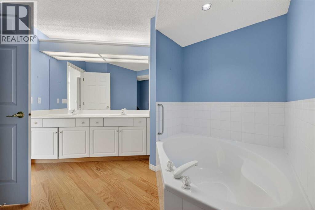 #310 9449 19 Street SW - 15
