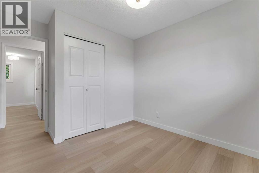 214 Rundleview Close NE - 21