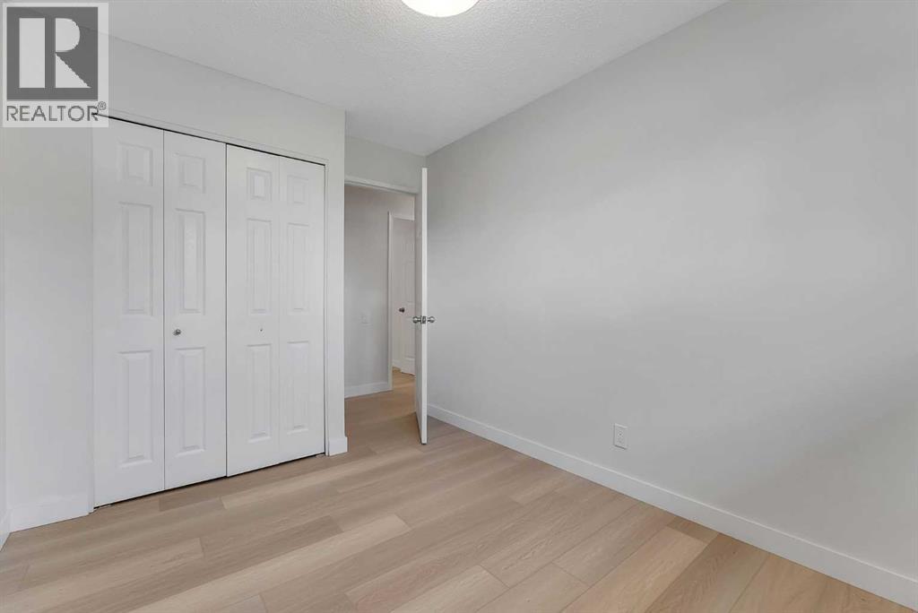 214 Rundleview Close NE - 16