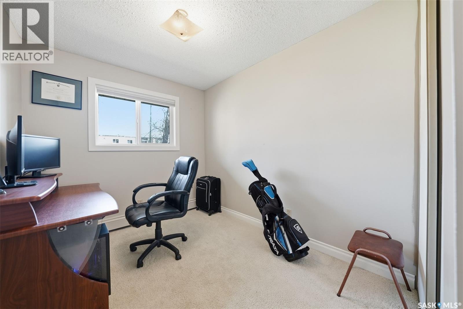 #205 139 ST LAWRENCE COURT - 22