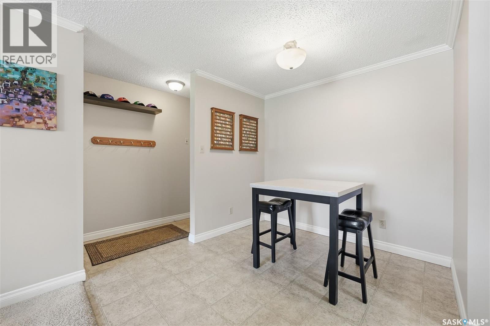 #205 139 ST LAWRENCE COURT - 4