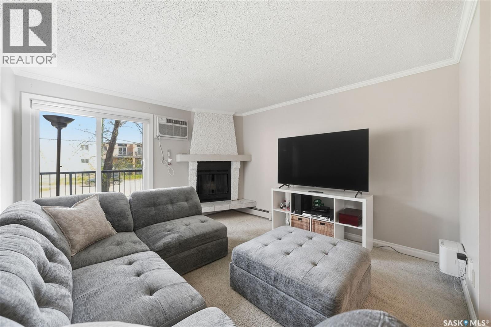 #205 139 ST LAWRENCE COURT - 6