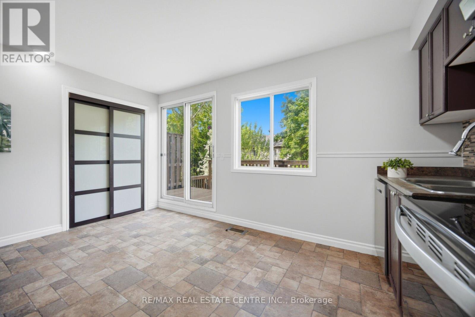 2349 STRAWFIELD COURT - 14