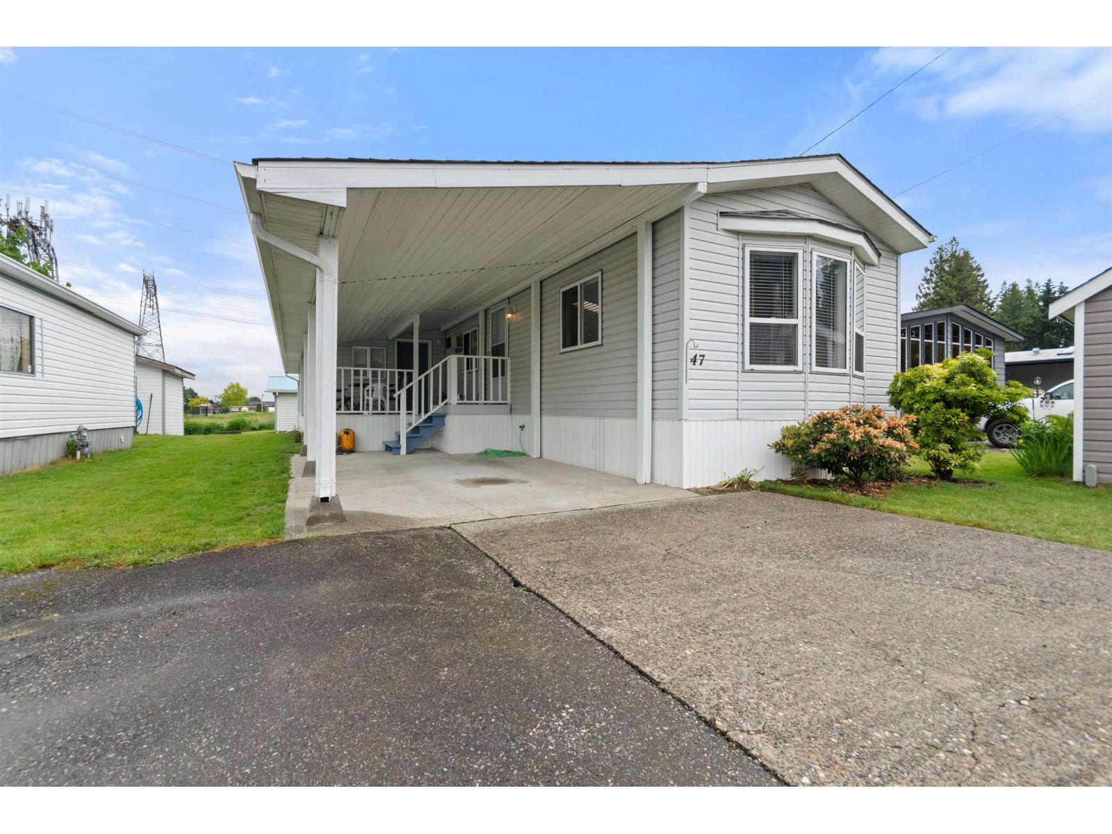 47 6338 VEDDER Road - main photo