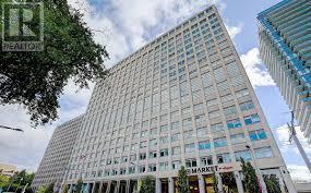 1607 - 111 ST. CLAIR AVENUE W
