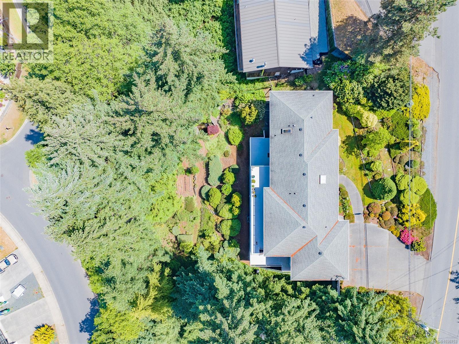4802 Laguna Way - 45