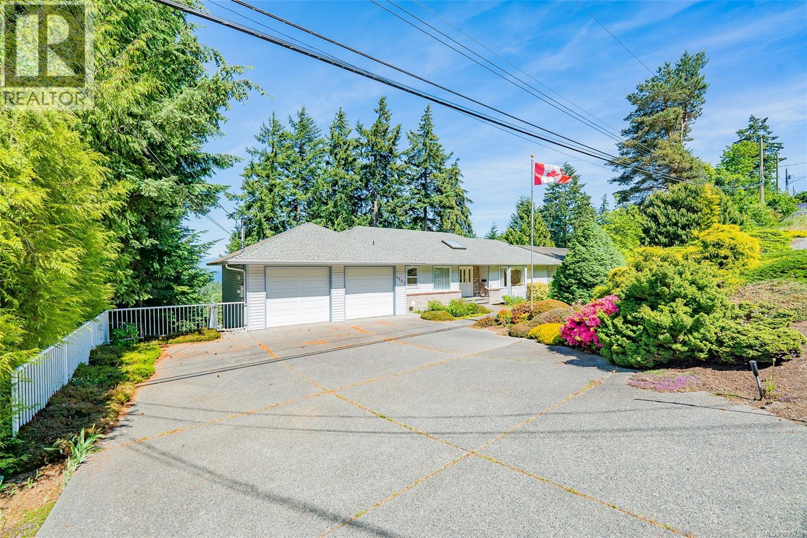 4802 Laguna Way - 47