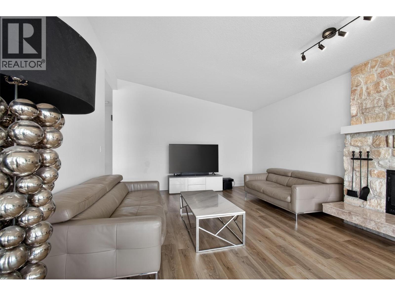 1750 Sonora Drive, Kelowna