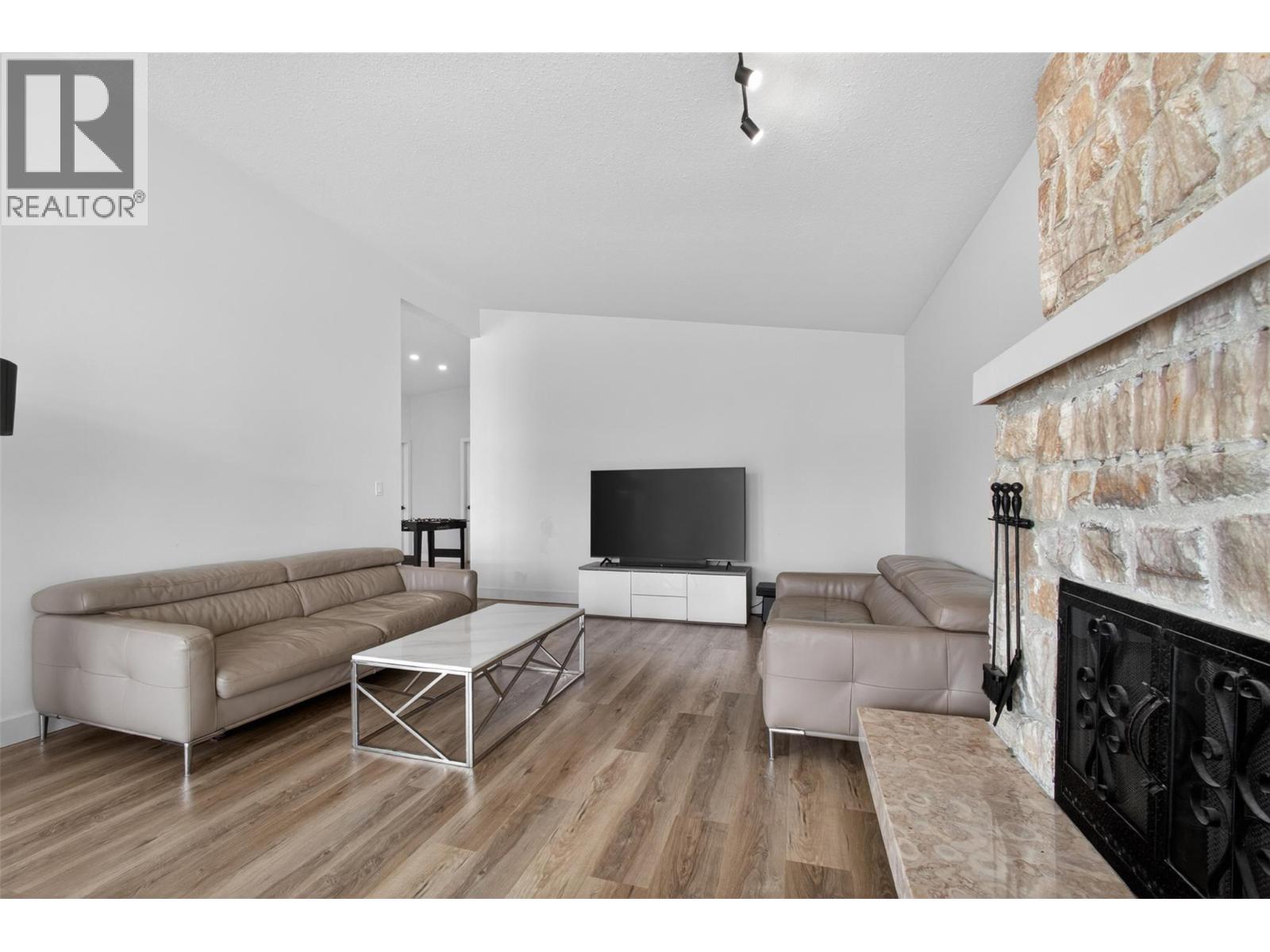 1750 Sonora Drive, Kelowna