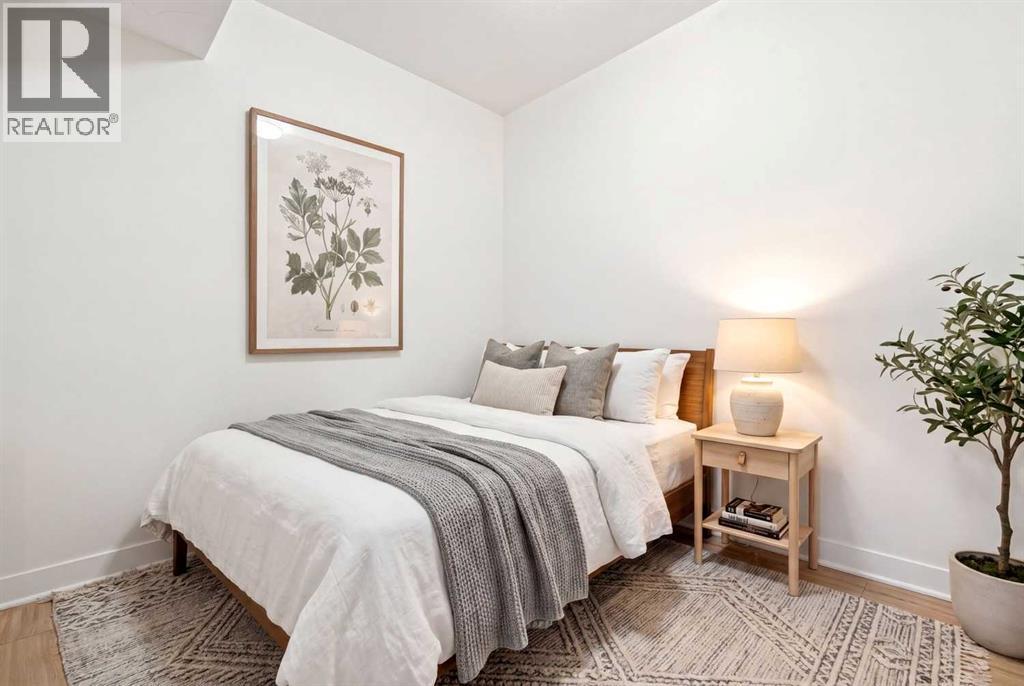 #1205 10 Brentwood Common NW - 11