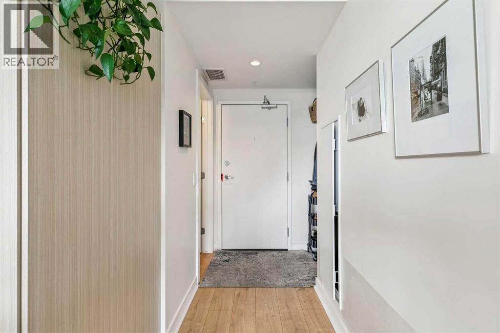 #1205 10 Brentwood Common NW - 4