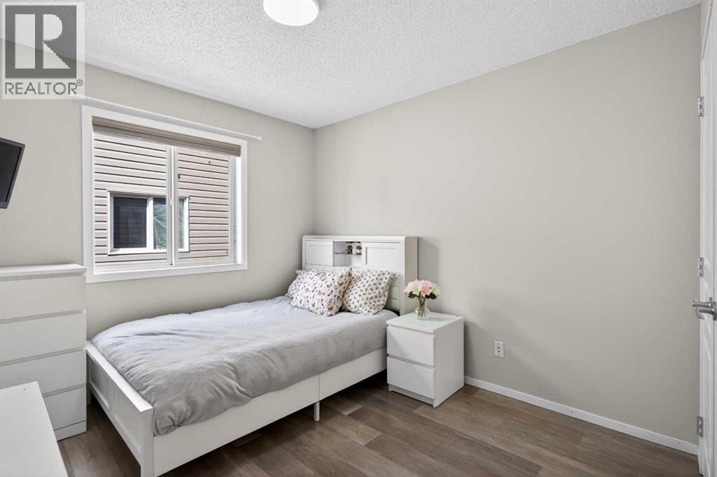 2261 Sagewood Heights SW - 32